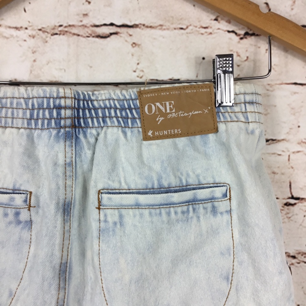 One Teaspoon Hunter Shorts - Picture 5 of 6